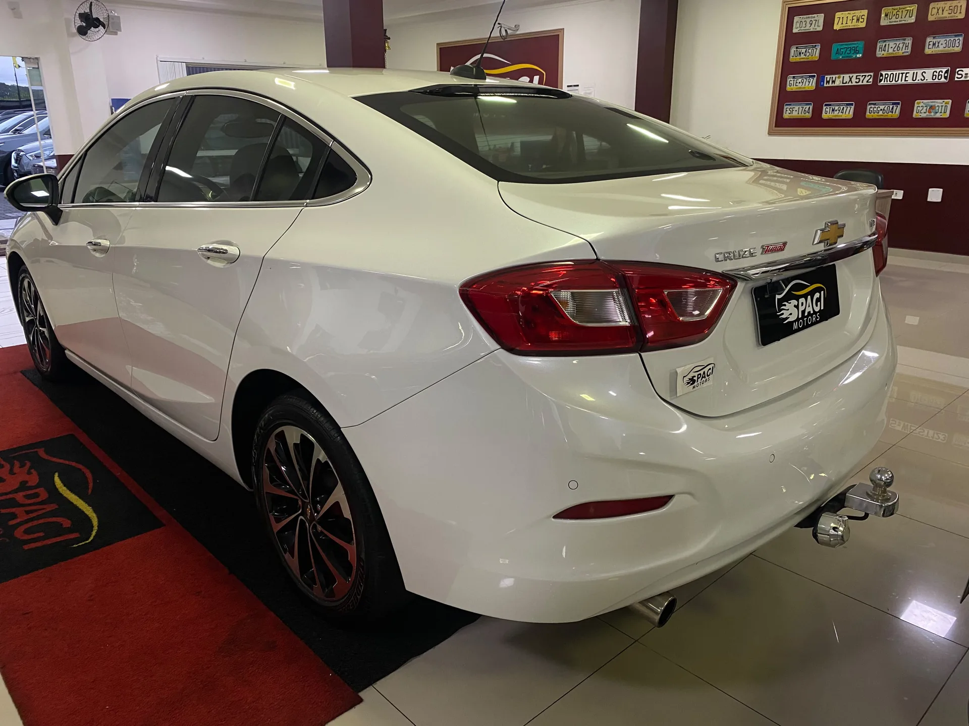 Chevrolet Cruze 2018 — foto 5 de 10